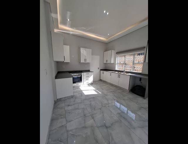 3 BEDROOM PROPERTY TO RENT IN UMHLANGA ROCKS